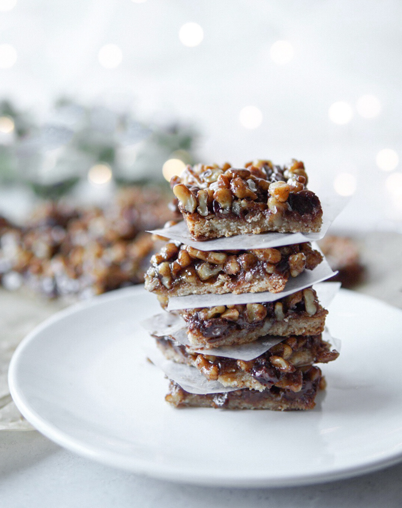 Chocolate Walnut Bars: a thin pie-like crust, a layer of dairy-free chocolate and toasty walnuts drenched in a bubbling sticky caramel sauce.