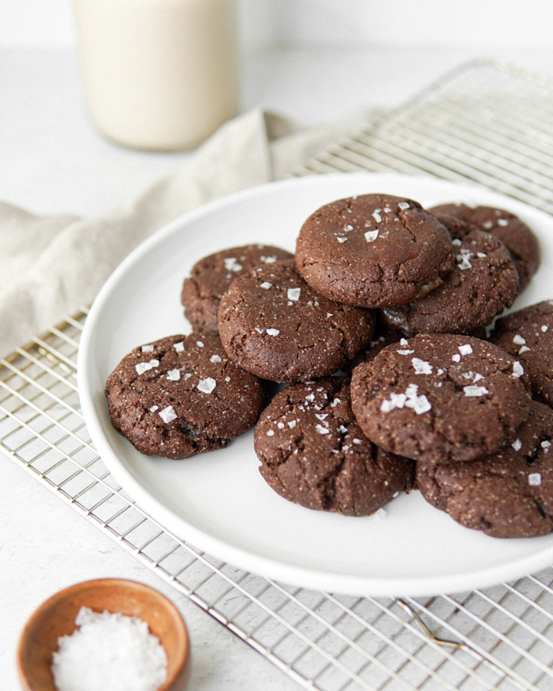 A pile of salted caramel-filled chocolate cookies.